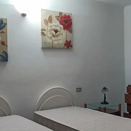 La Casa Di Amalia Διαμέρισμα Budoni